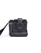 Fujifilm Consign - FUJIFILM X-T2 Mirrorless Camera Body w/ grip, Black {24.3MP}