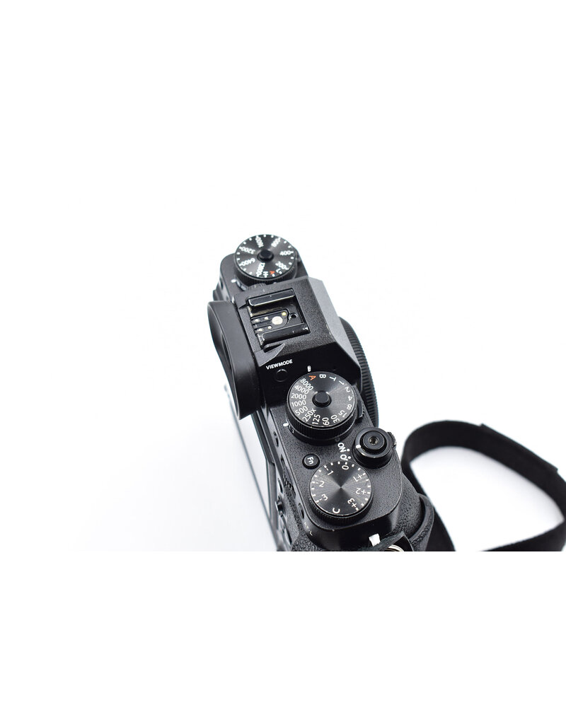 Fujifilm Consign - FUJIFILM X-T2 Mirrorless Camera Body w/ grip, Black {24.3MP}