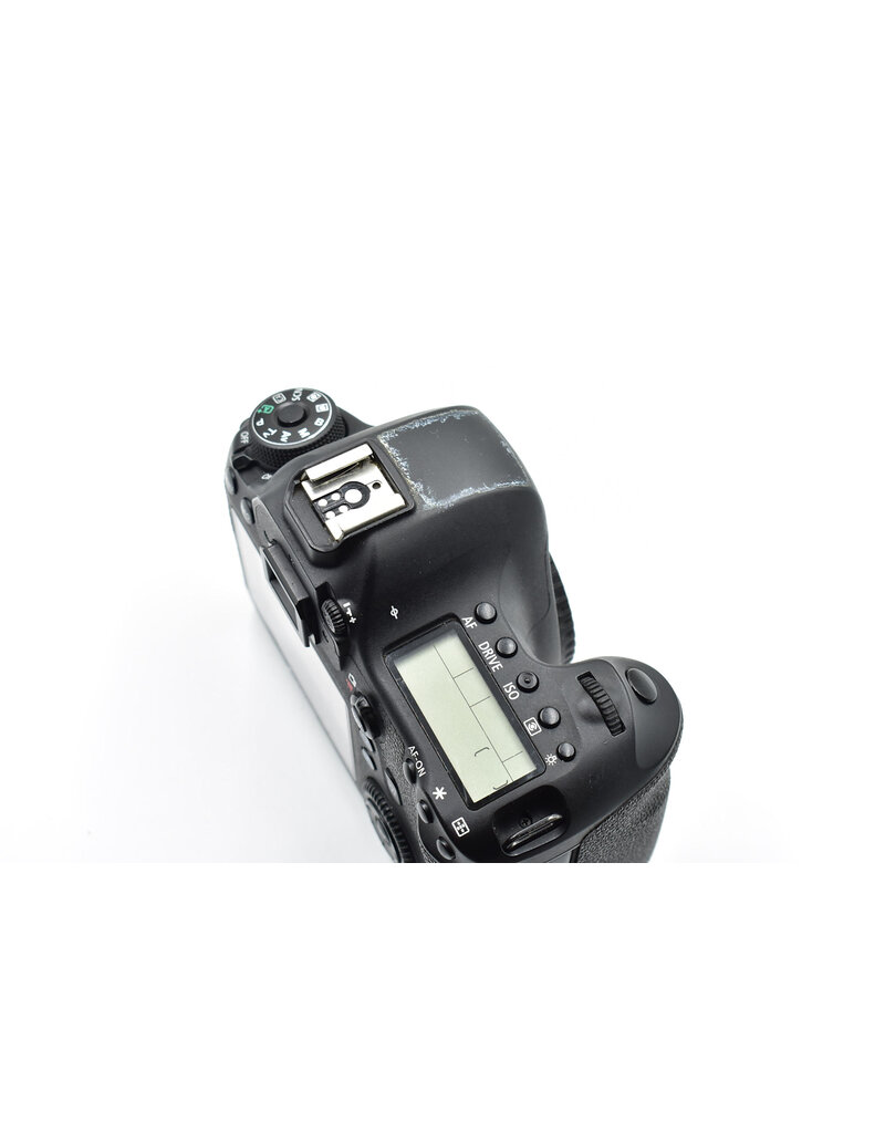 Canon Pre-Owned Canon EOS 6D DSLR Camera Body {20.2MP}