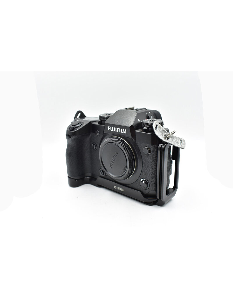 Fujifilm Consign - FUJIFILM X-H1 Mirrorless Camera Body, Black