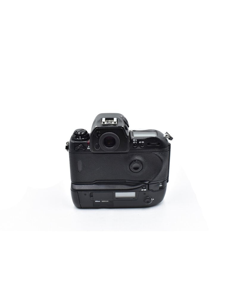 Nikon Pre-owned Nikon F5 35mm Camera Body