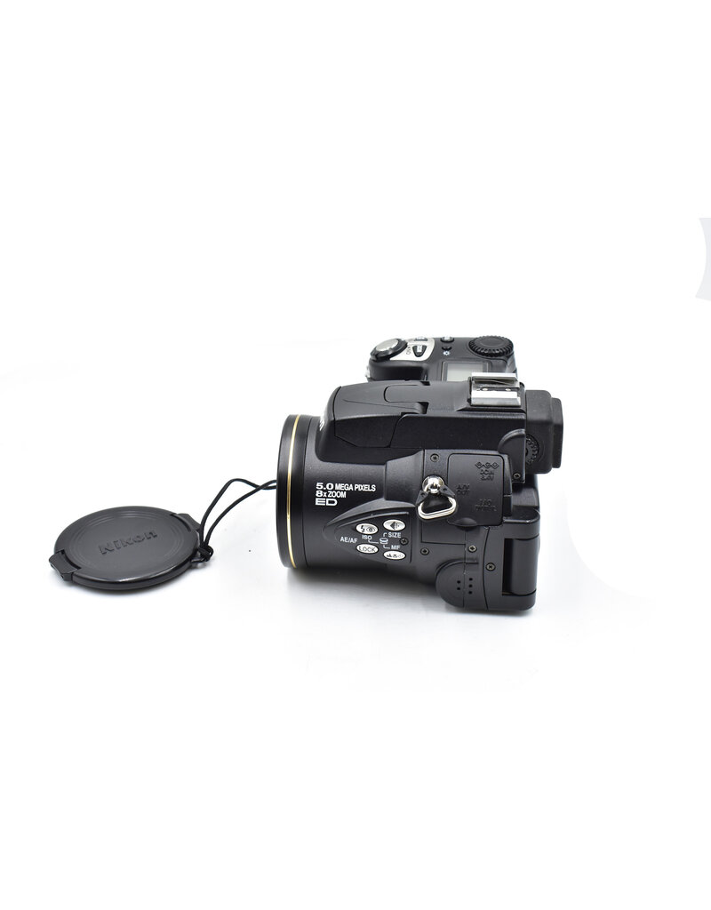 Nikon Pre-Owned Nikon COOLPIX 5700 Digital Camera 8x Optical Zoom (5MP)