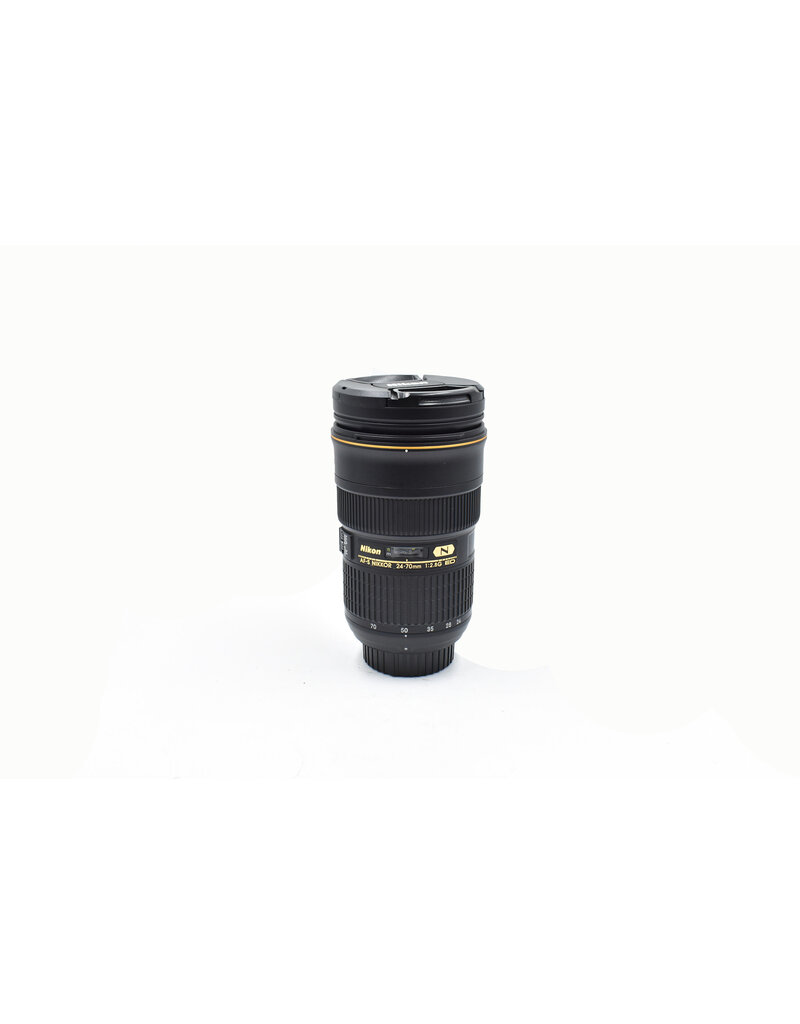 Nikon Pre-Owned Nikon AF-S NIKKOR 24-70mm f/2.8 G ED Autofocus  Lens