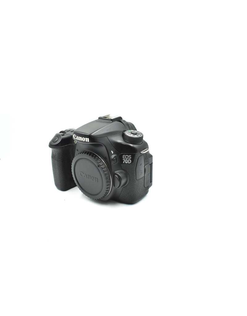Canon Pre-Owned Canon EOS 70D DSLR Camera Body {20.2MP}