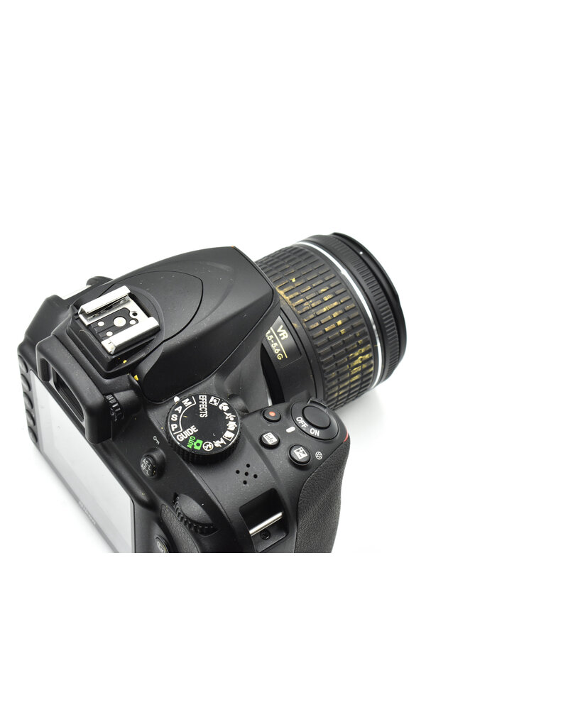 Nikon Pre-Owned Nikon D3400 DSLR Camera w/18-55 Lens