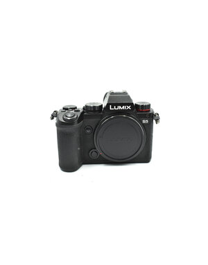 Pre-Owned Panasonic Lumix S5 Mirrorless Full-Frame L-Mount Camera Body, Black {24.2MP}