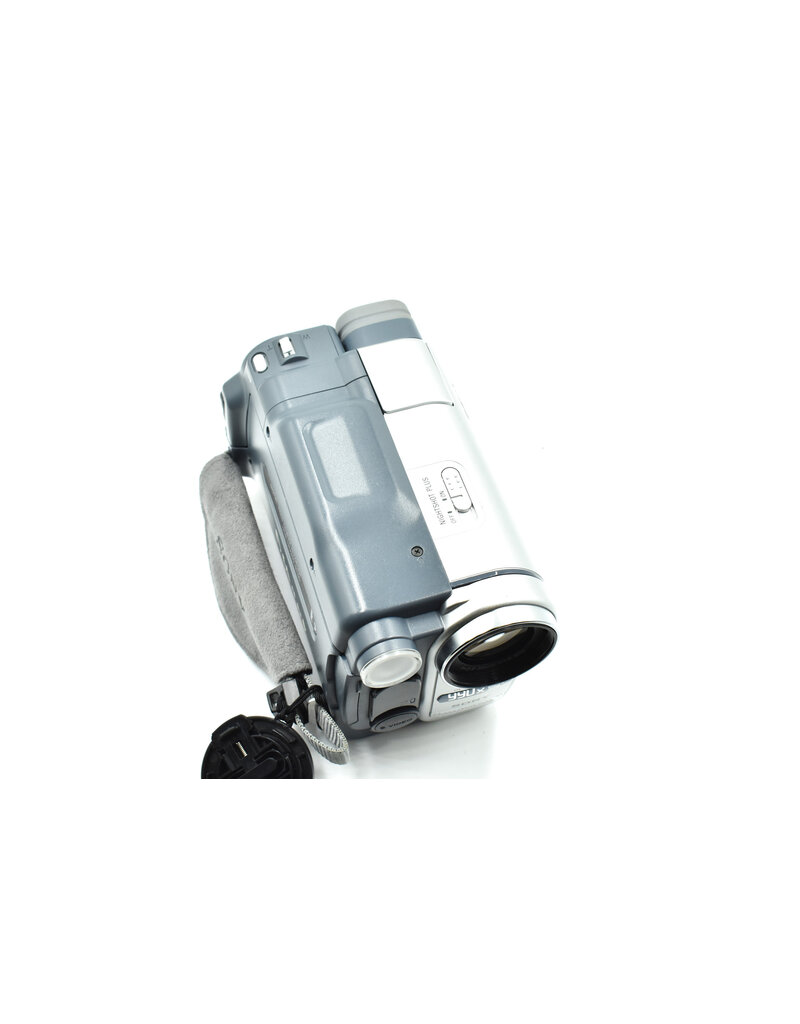 Sony Pre-Owned Sony DCR-TRV260 Digital-8 Camcorder Handycam 20x Optical Zoom Tested