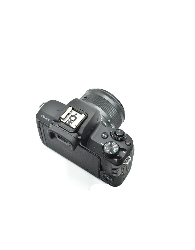 Canon Pre-Owned Canon EOS M50 w/15-45mm F3.5, Black {24.1MP}