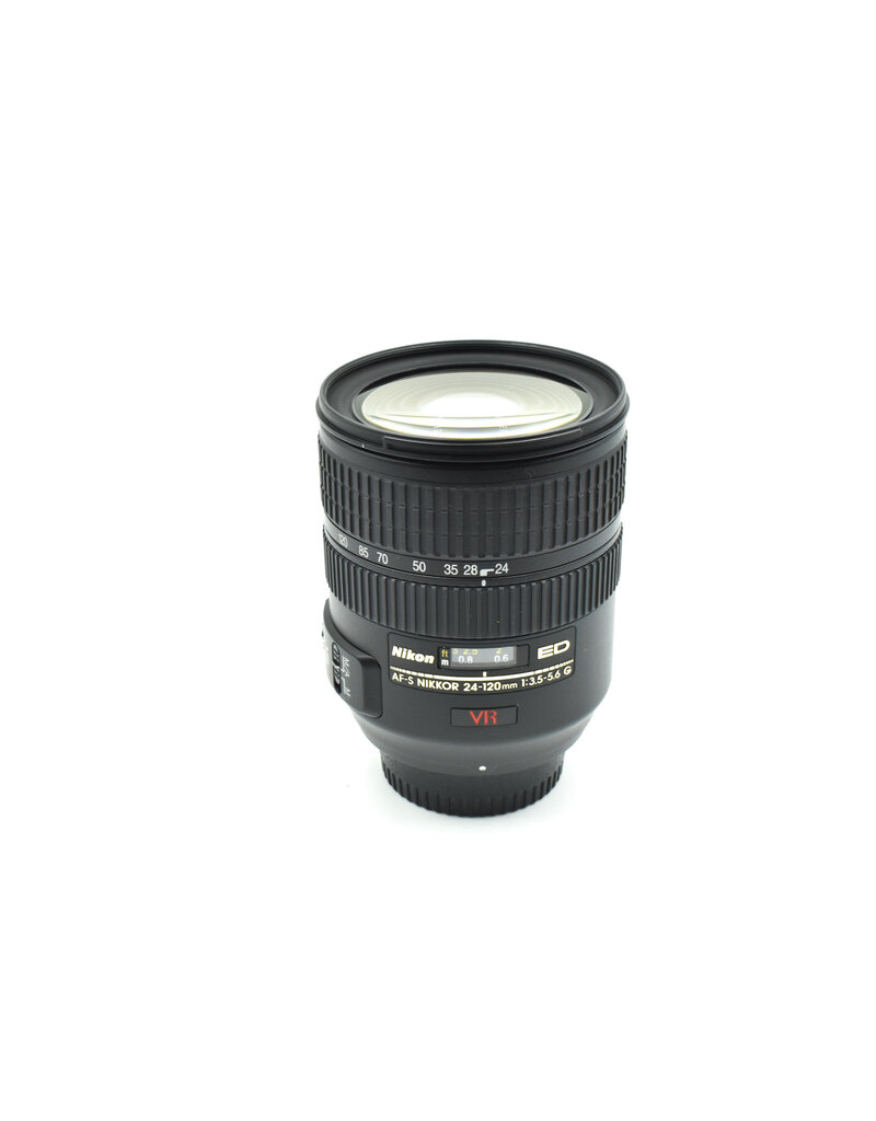 Nikon Pre-Owned Nikon AF-S DX Nikkor 18-200mm f/3.5-5.6 G ED IF VR II Autofocus APS-C Lens