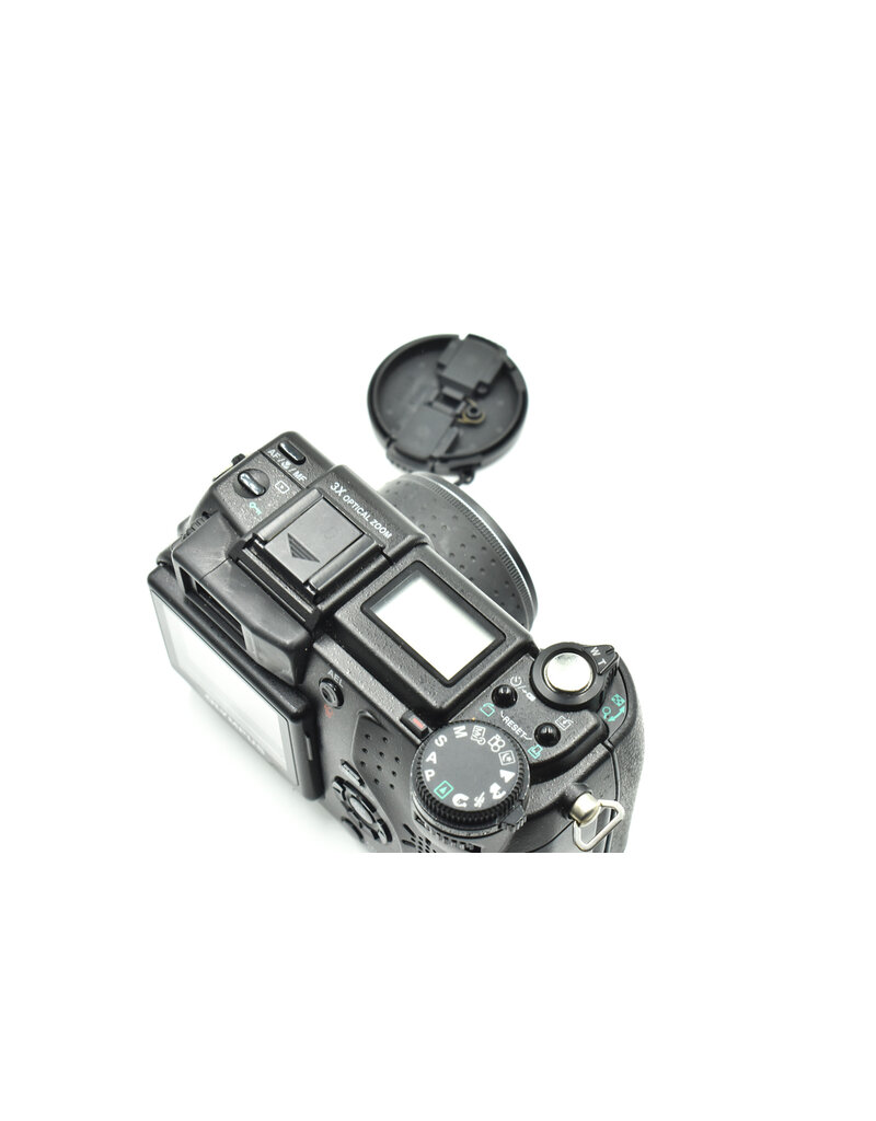 Olympus Pre-Owned Olympus Camedia C-5050 Zoom Compact Camera 5.0MP 3x Optical Zoom