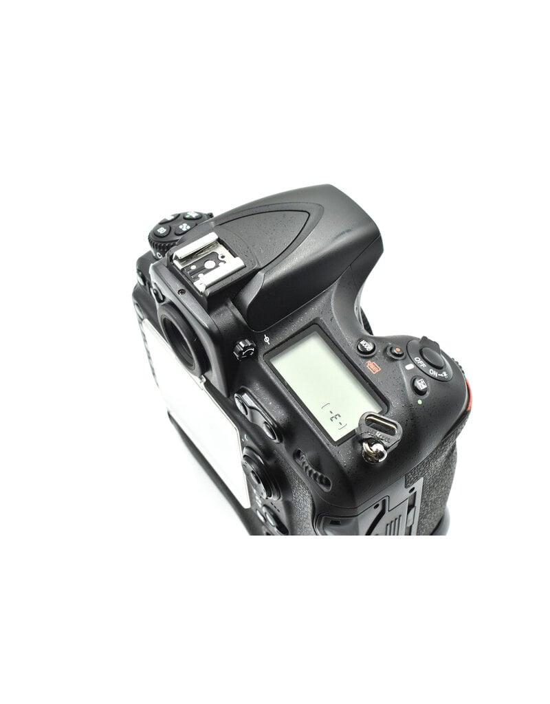 Nikon Pre-owned Nikon D810 36.3MP Digital SLR Camera Body W/Grip (SC 67,165)