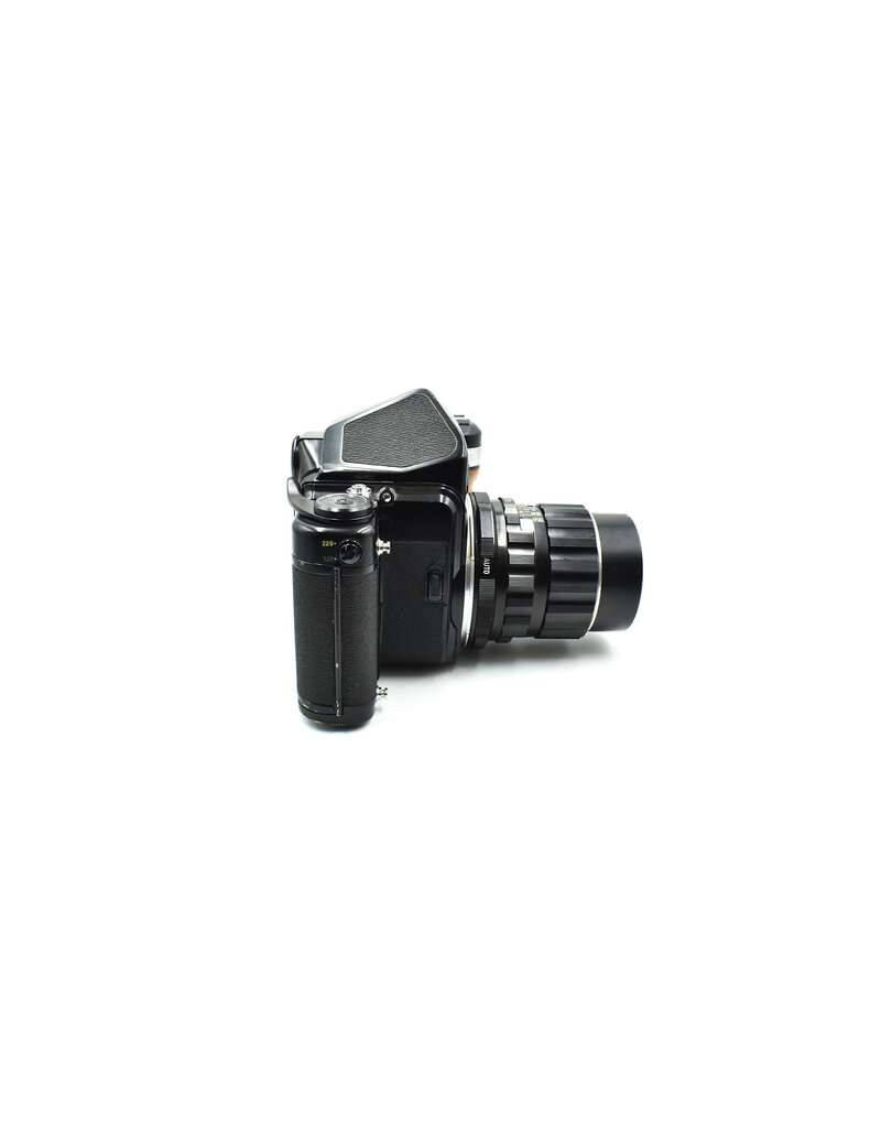 Pentax Pre-owned Pentax  6X7 w/150mm F2.8 Lens (med format Camera)