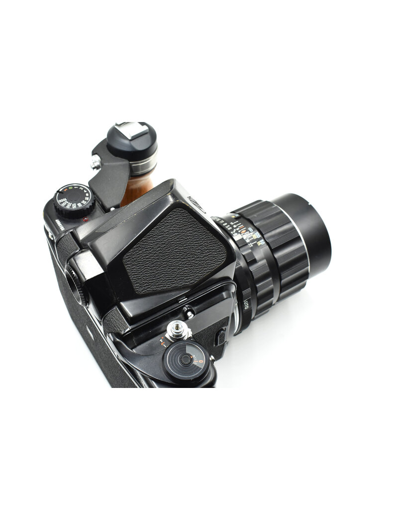 Pentax Pre-owned Pentax  6X7 w/150mm F2.8 Lens (med format Camera)