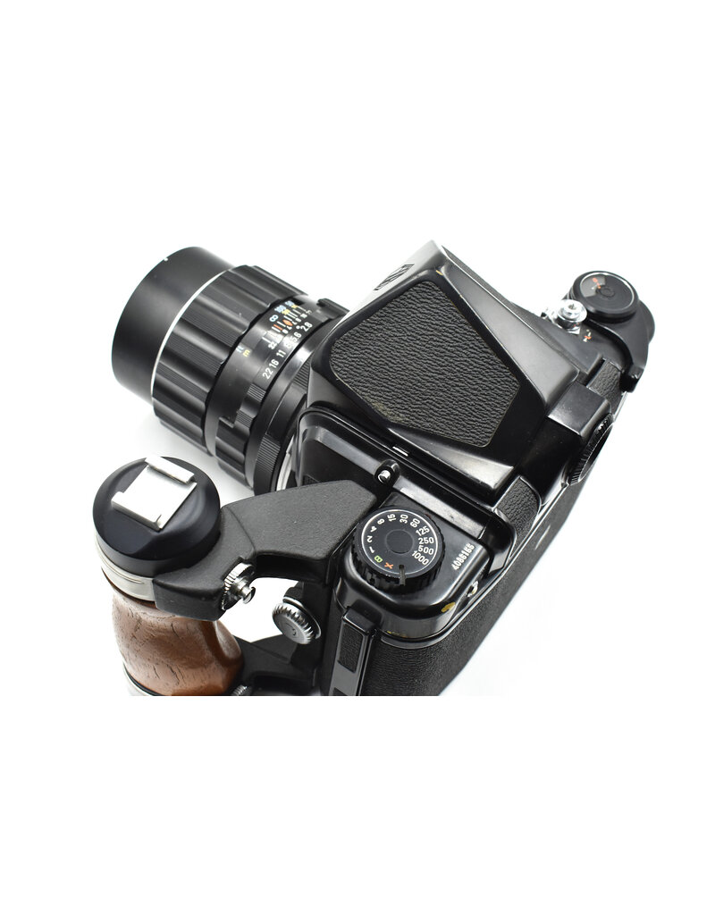 Pentax Pre-owned Pentax  6X7 w/150mm F2.8 Lens (med format Camera)