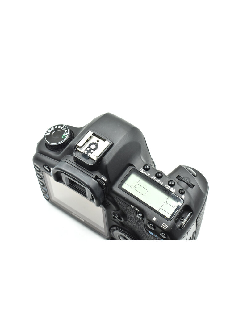 Canon Pre-owned Canon EOS 5D Mark II DSLR Camera Body {21.1MP}