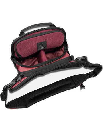 Wandrd WANDRD ROGUE V2 Sling Bag (Rhone Burgundy, 4L)