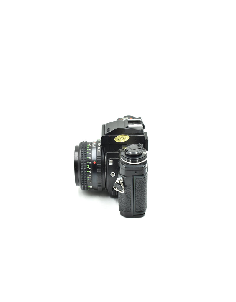 Minolta Pre-Owned Minolta X-700 W/ 50mm F1.7 (35mm Film Camera)