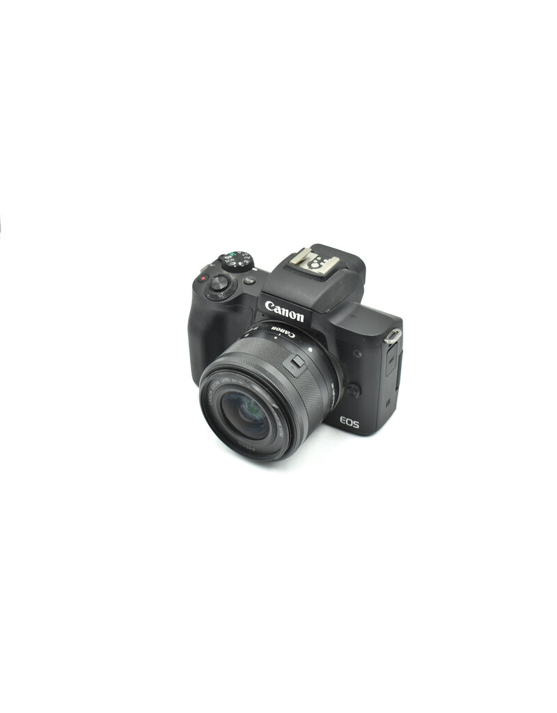 Canon Pre-Owned Canon EOS M50 w/15-45mm F3.5, Black {24.1MP}