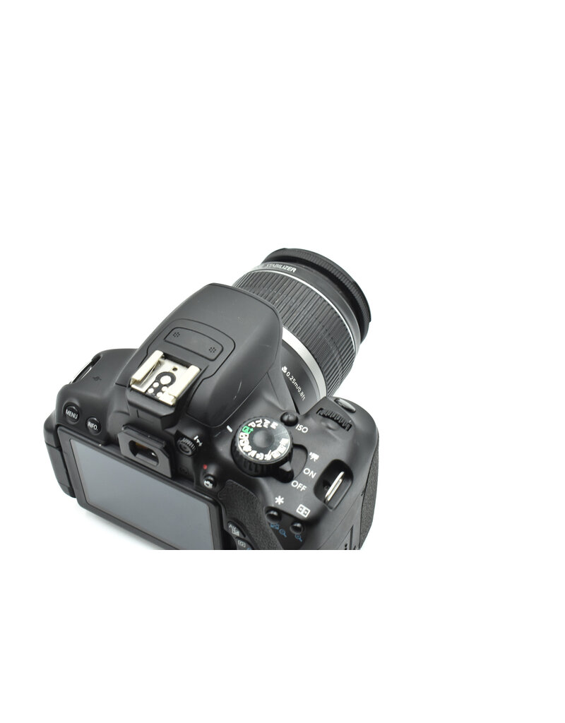 Canon Pre-Owned Canon EOS 650D w/18-55 Digital Camera (18MP)