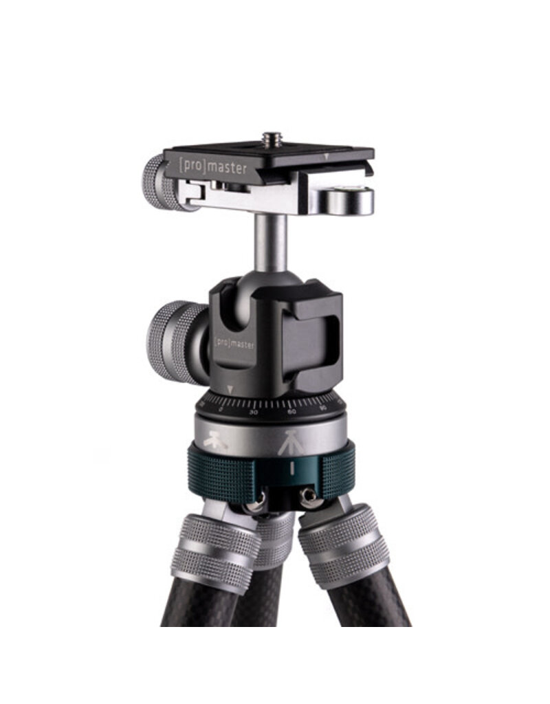 Promaster iota 422 Ultralightweight Tripod Kit - Carbon Fiber