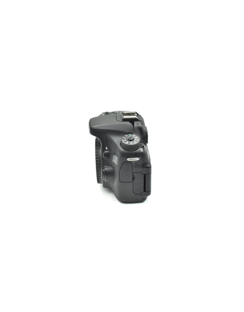 Canon Pre-owned Canon EOS 70D 20.MP DSLR Camera
