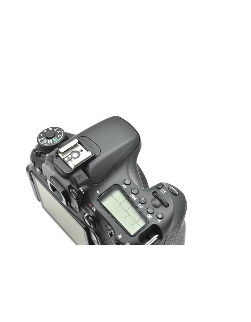 Canon Pre-owned Canon EOS 70D 20.MP DSLR Camera