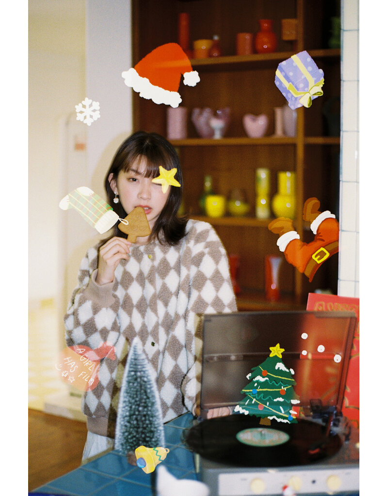 A Girl Has Film A Girl Has Film Santa Claus Is Coming To Town 35mm 200 ISO Film 36 Exposure