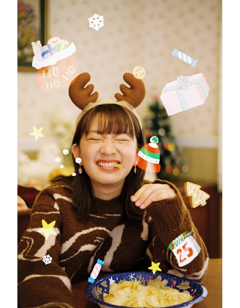 A Girl Has Film Santa Claus Is Coming To Town 35mm 200 ISO Film 36 Exposure