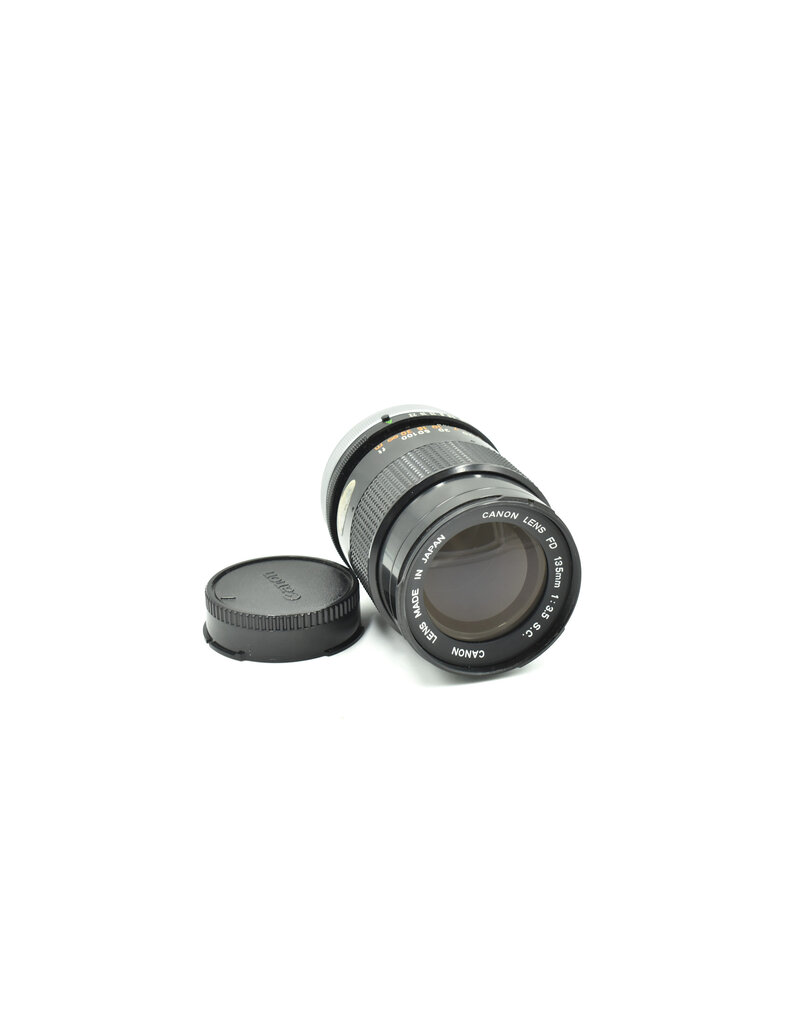 Pre-Owned Canon Lens FD 135mm F3.5 SC FD Mount