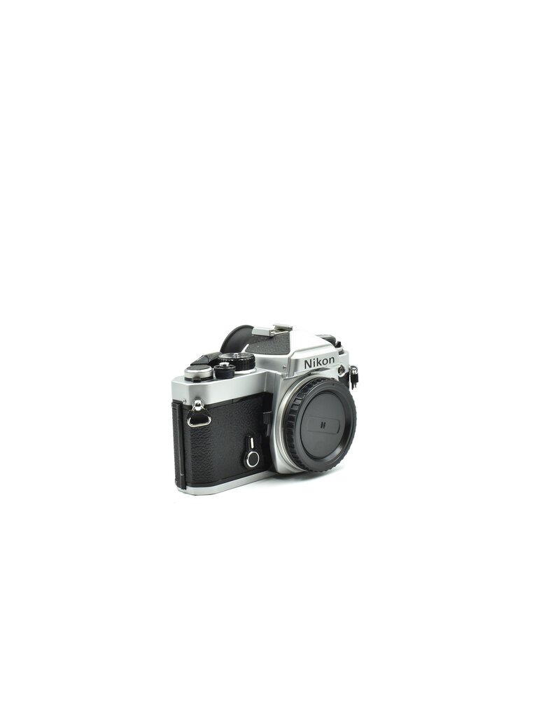 Nikon Pre-owned Nikon FE (Body Silver) (35mm  Film Camera)