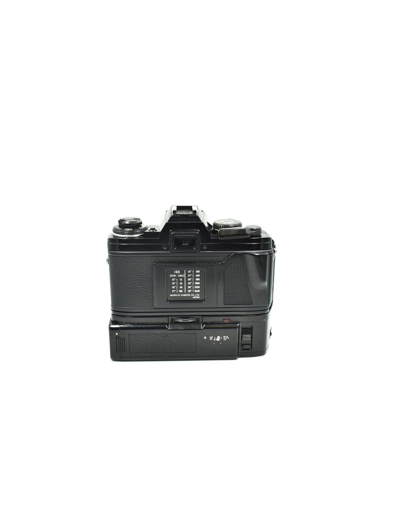 Minolta Pre-Owned Minolta X-700 w/ 50mm F1.7 MD and Winder (35mm Film Camera)