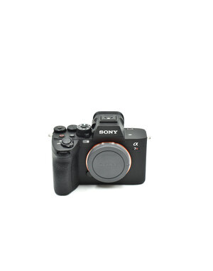 Sony Pre-owned Sony a7R V Mirrorless Camera Body, Black {61MP} SC 2870)
