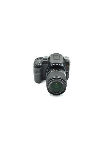 Sony Pre-Owned Sony Alpha DSLR-A100 w/ 18-70mm F3.5 (10.2MP Camera)