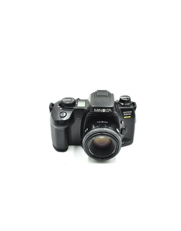 Minolta Pre-Owned Minolta Maxxum 650si Camera W/ 50mm F1.7