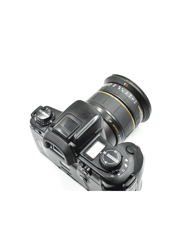 Minolta Pre-owned Minolta Maxxum 650si  w/ 20-40mm F 2.7 (35mm Film Camera)