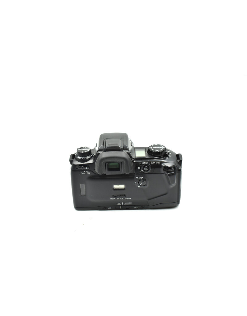 Minolta Pre-Owned Minolta Maxxum 650si W/ 28-80mm F 4 (35mm Film Camera)