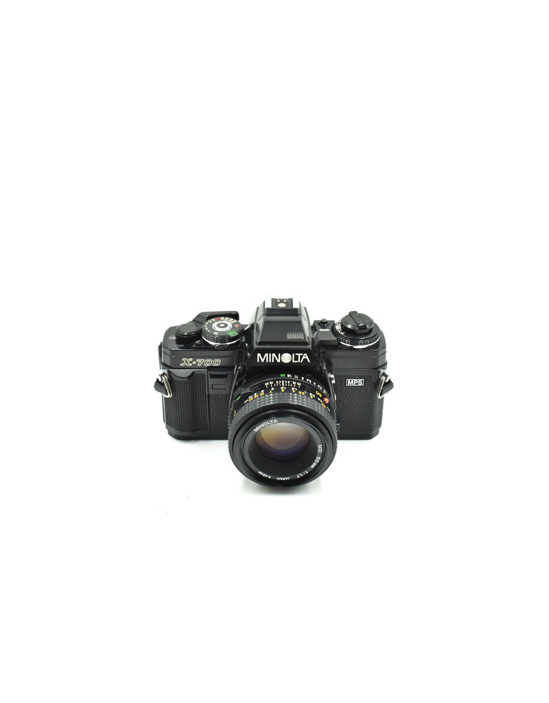 Minolta Pre-Owned Minolta X-700 W/ 50mm F1.7 MD lens (35mm Film Camera)