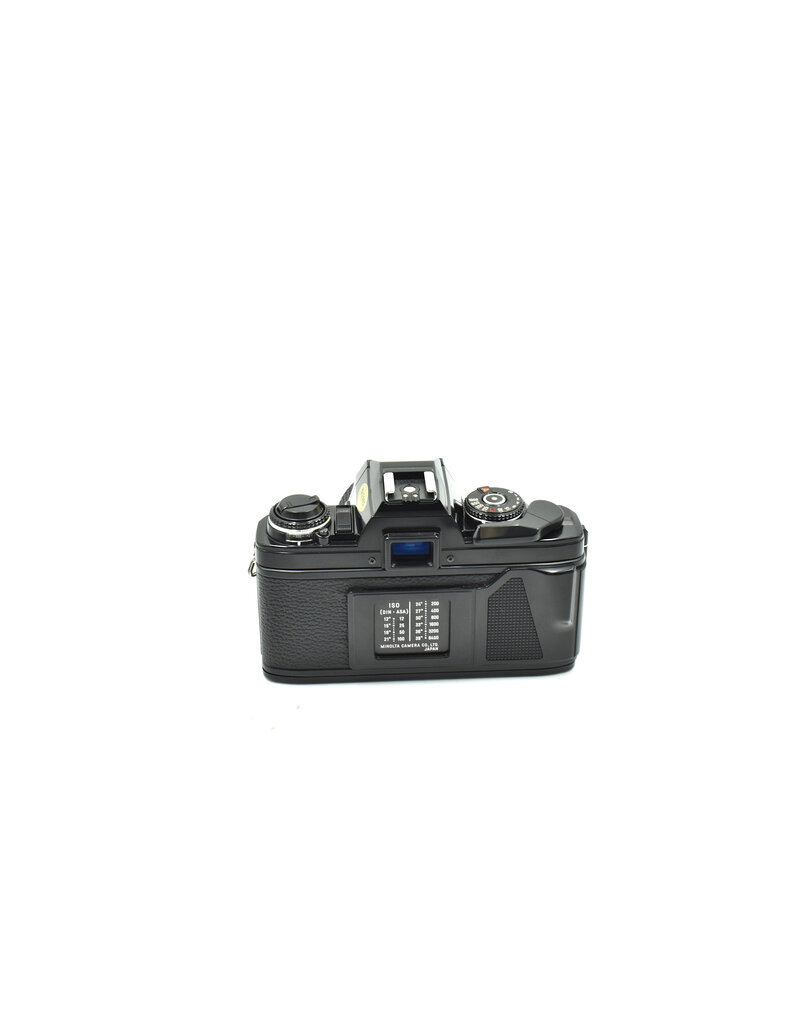 Minolta Pre-Owned Minolta X-570 W/ 50mm F1.7 (35mm Film Camera)