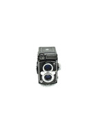 Pre-Owned Yashica Mat LM MTL TLR With Yashinon 1:3.5/80mm Black TLR Camera