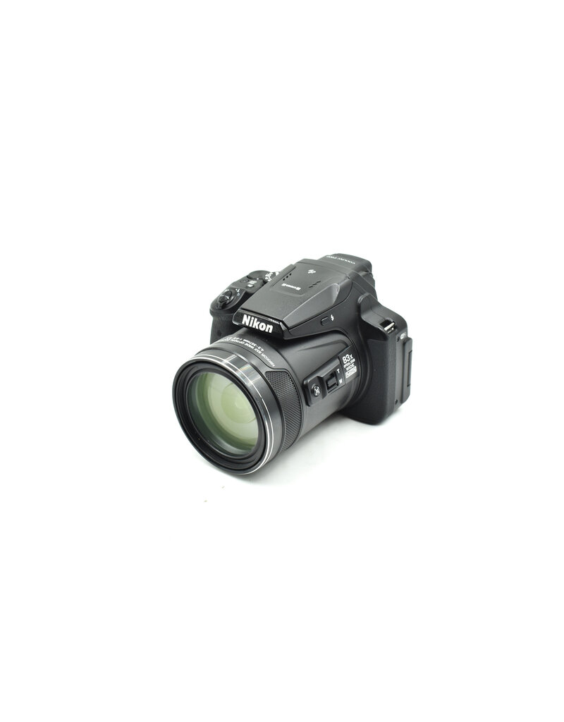 Nikon Pre-Owned Nikon COOLPIX P900 Black 83x zoom 16MP Bridge Digital Camera