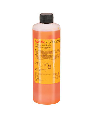 Kodak Kodak Indicator Stop Bath (Liquid) for Black & White Film & Paper (Makes 8 Gallons)