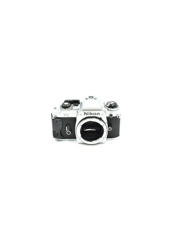 Nikon Pre-owned Nikon FG Body Silver (35mm Film Camera)