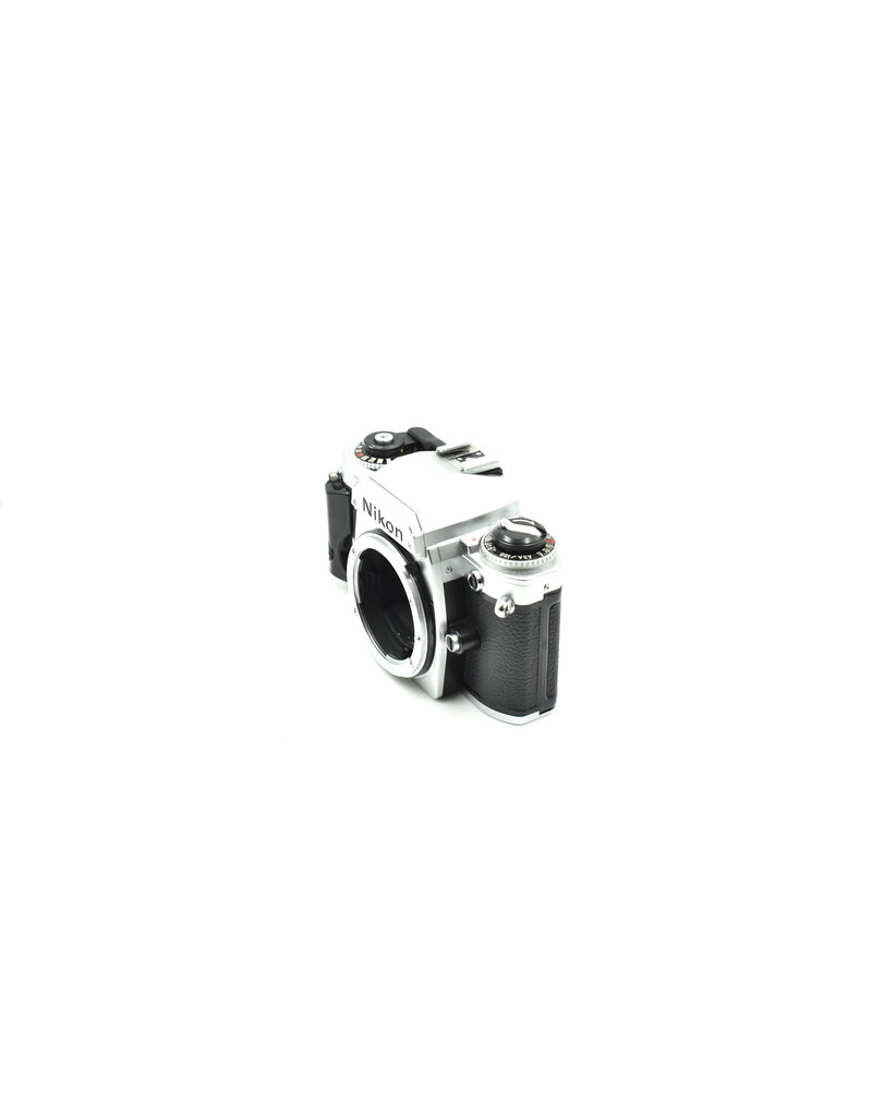Nikon Pre-owned Nikon FG Body Silver (35mm Film Camera)