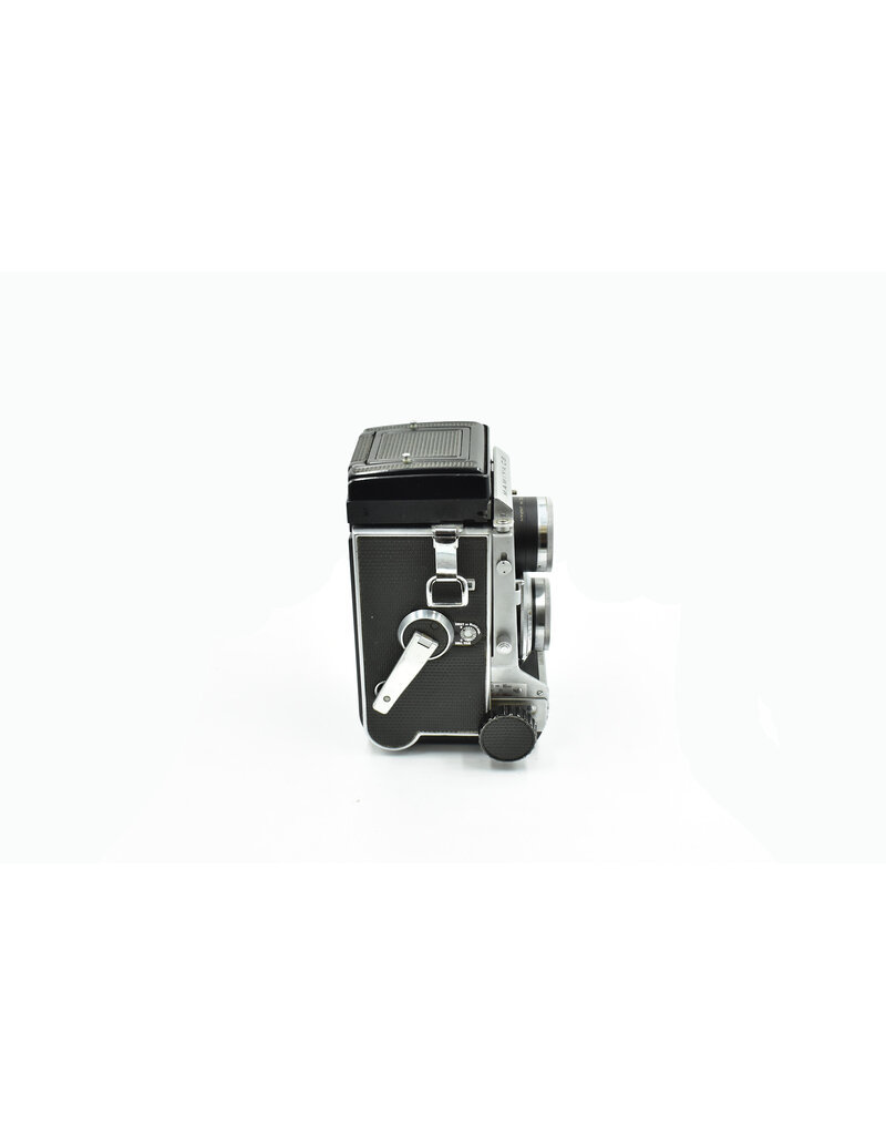 Pre-Owned Yashica Mat-124 G Film Camera (Medium Format)