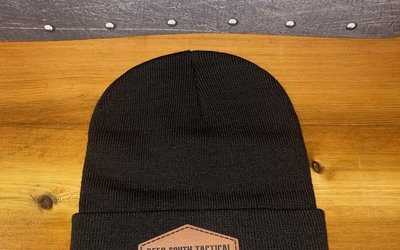  DST  Logo Leather Patch Beanie Hat - BLACK