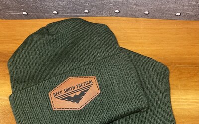  DST Logo Leather Patch Beanie Hat - GREEN