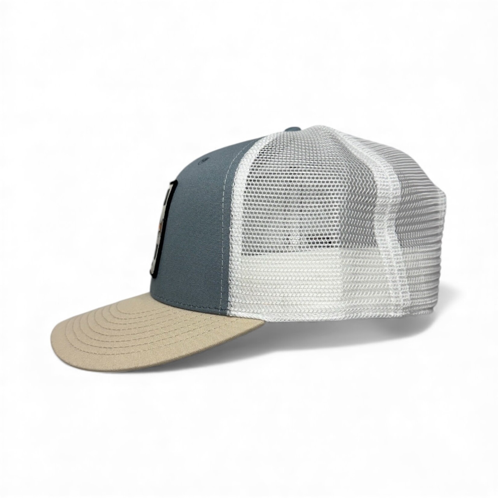 AMELIA SURF CO. HAT ASC REDFISH TRUCKER PUKKA HAT QUARRY/WHITE
