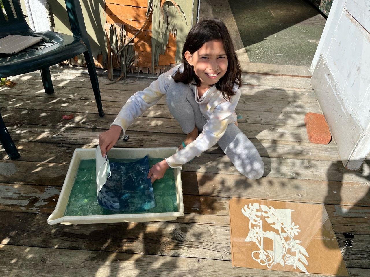 Parents and kids - Cyanotypes on Granville Island | A Saturday in August-1