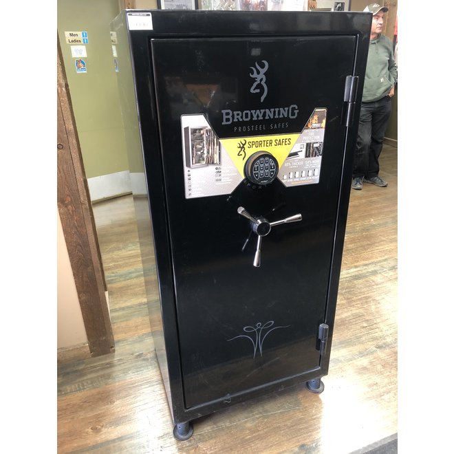Browning SP33 Gun Safe 33 Gun