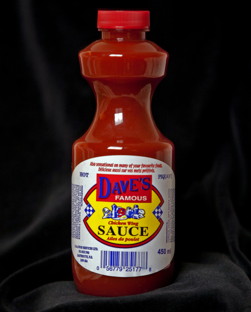 Daves Famous Chicken Wing Sauce - Hot Daves Famous Chicken Wing Sauce - Hot